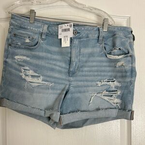 American Eagle Light Blue Distressed Jean Shorts. NEW!